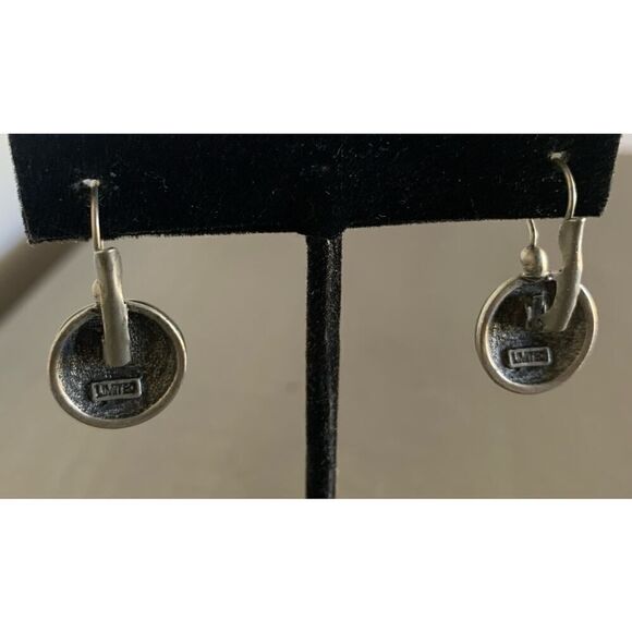 Vintage Limited Green enamel dangle earrings, in Oxidized Silver tone, Stamped - Picture 3 of 5